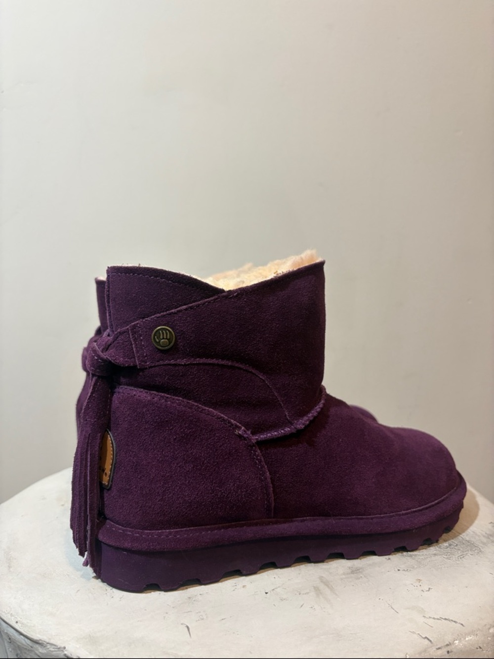 BEARPAW Natalia Suede Tassel Boot Eggplant Purple 💜 Short Slip On Shearling